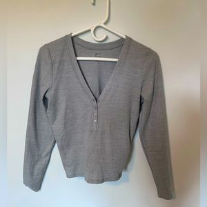 grey sleep buttoned long sleeve top gilly hicks medium